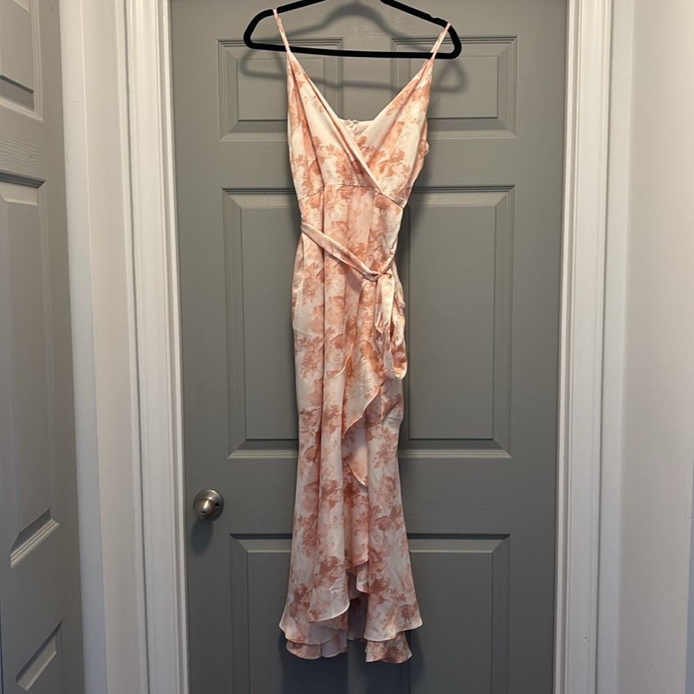 Vestique - Pink Floral Maxi Dress - Picture 2 of 8